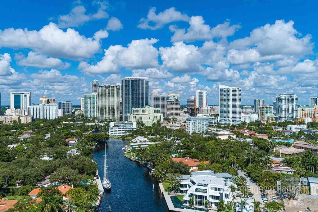 Pretty Rola 201 Luxury 1B1B W King Bed At Downtown Fort Lauderdale Exteriör bild